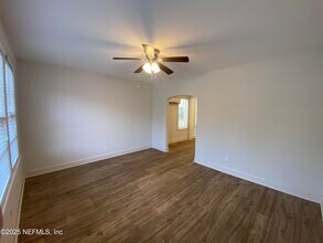 1639 Larue Ave in Jacksonville, FL - Building Photo - Building Photo