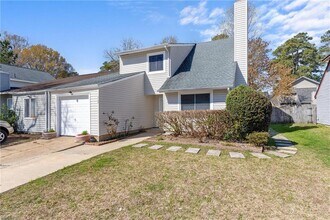 717 Garfield Ave in Virginia Beach, VA - Building Photo - Building Photo