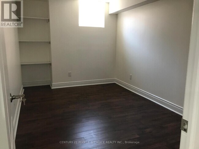 10 Amaretto Ct in Brampton, ON - Building Photo - Building Photo