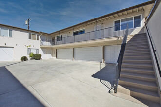 103 Paseo de la Playa in Redondo Beach, CA - Building Photo - Building Photo