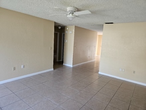 4512 Ballentine Ct in Lakeland, FL - Foto de edificio - Building Photo