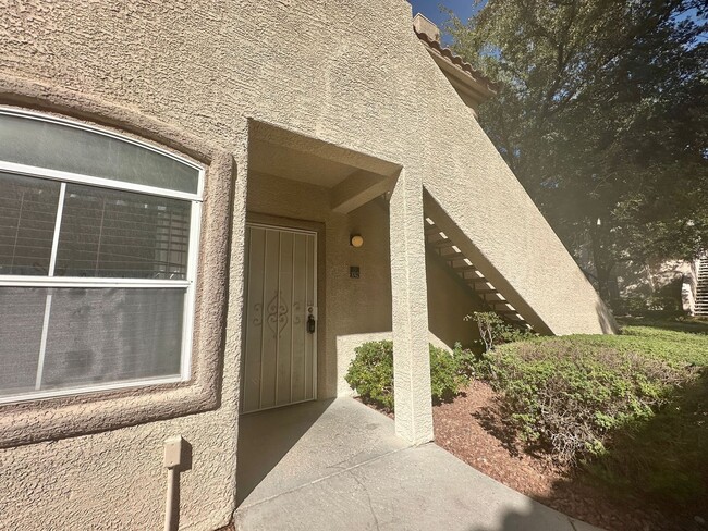 property at 5415 W Harmon Ave