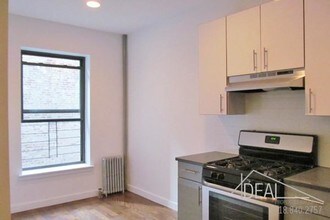 409 Eastern Pkwy in Brooklyn, NY - Building Photo - Building Photo