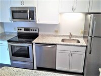 18 Strawberry Bank Rd