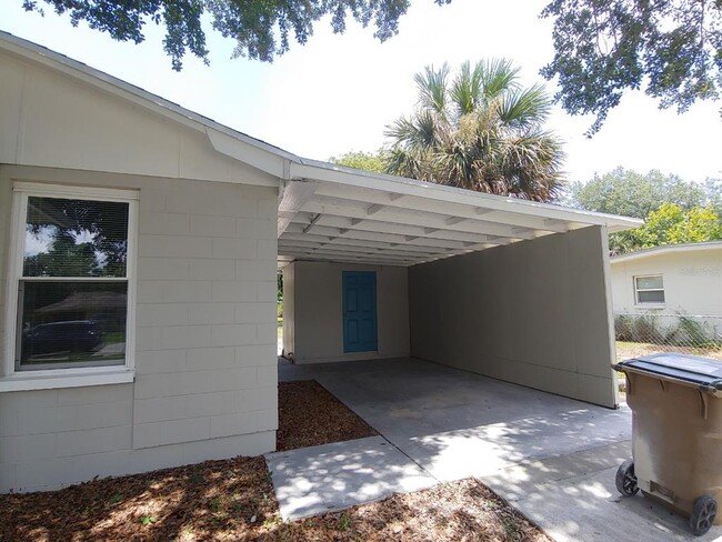 2691 Northland Rd in Mount Dora, FL - Building Photo - Building Photo