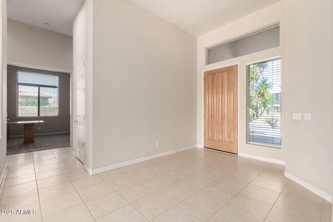 11491 E Running Deer Trail in Scottsdale, AZ - Building Photo - Building Photo