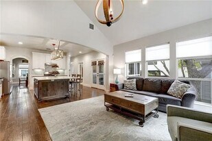 1905 Frazier Ave in Austin, TX - Building Photo