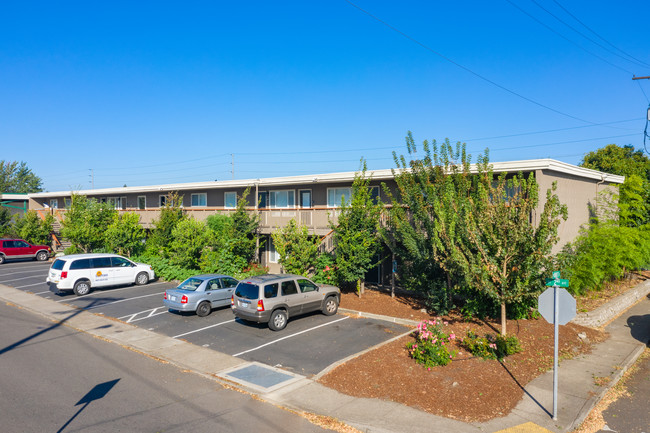 Rancho Real in Canby, OR - Foto de edificio - Primary Photo