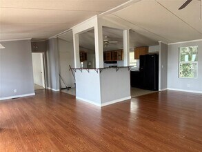 1110 Grandview Dr in San Marcos, TX - Building Photo - Building Photo