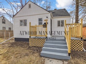 This beautifully updated 3-bedroom, 1-bath single-family home is ready for move-in! in Detroit, MI - Building Photo