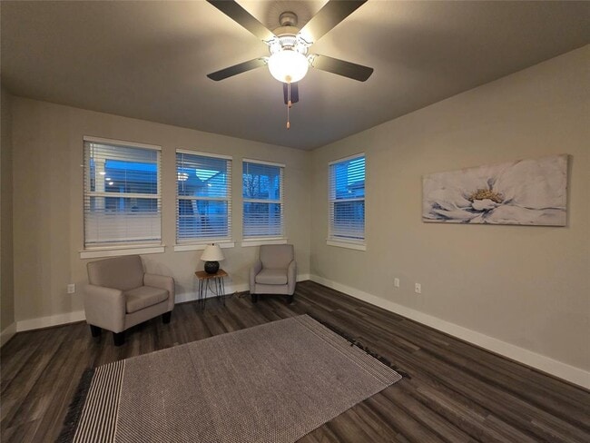property at 7402 Taylor Knoll Ct