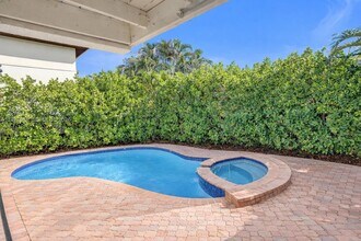 1844 NE 26th Ave in Fort Lauderdale, FL - Building Photo - Building Photo