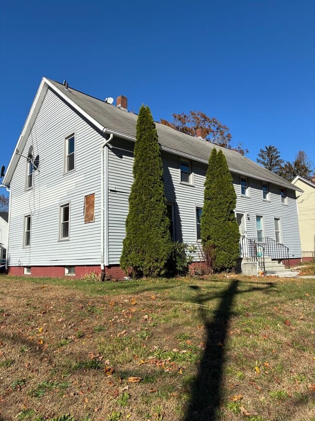 63 2nd St in Plainfield, CT - Building Photo - Building Photo