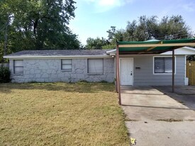 1841 Cherry Ln in Del City, OK - Building Photo