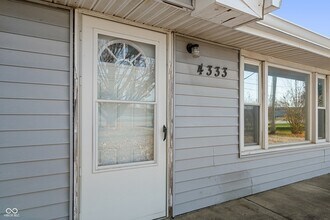 4333 N County Road 1000 East, Unit 02_304 in Brownsburg, IN - Foto de edificio - Building Photo