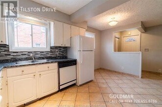 1308 Tilston Dr in Windsor, ON - Building Photo - Building Photo