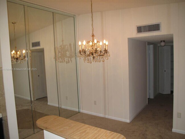 9704 S Belfort Cir in Tamarac, FL - Building Photo - Building Photo