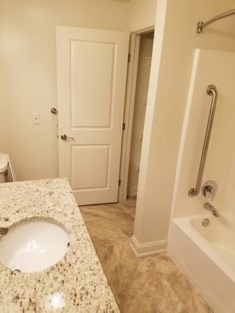 591 Terrace Blvd in Depew, NY - Building Photo - Building Photo