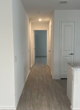 4535 Glades Wy in San Antonio, TX - Building Photo - Building Photo