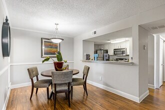Bent Tree Park Apartments in Addison, TX - Building Photo - Interior Photo