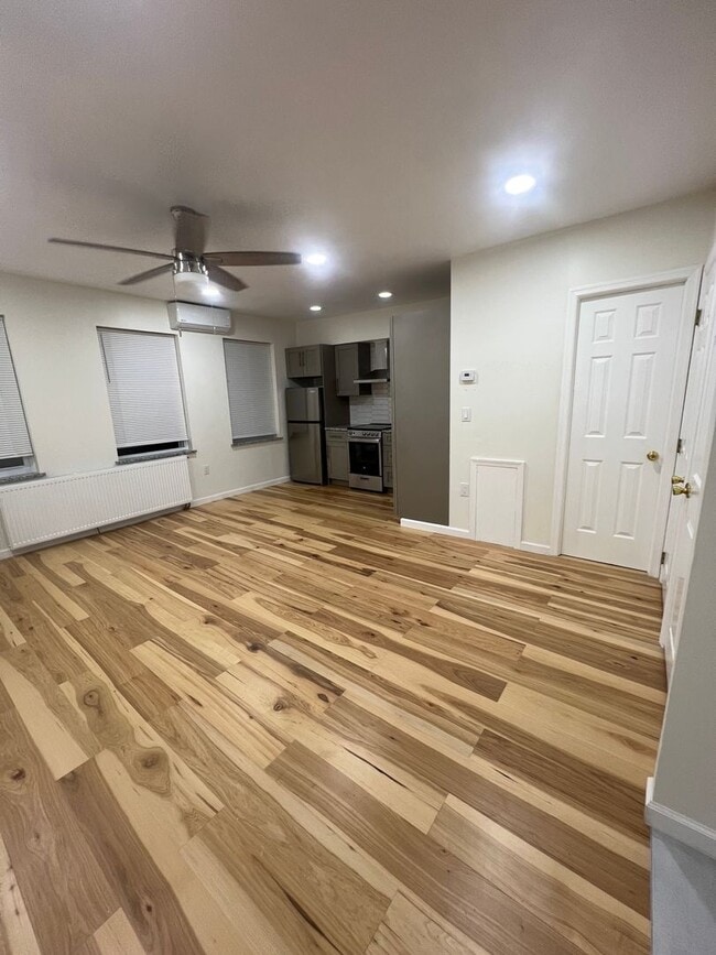 property at 1100 Lincoln Ave