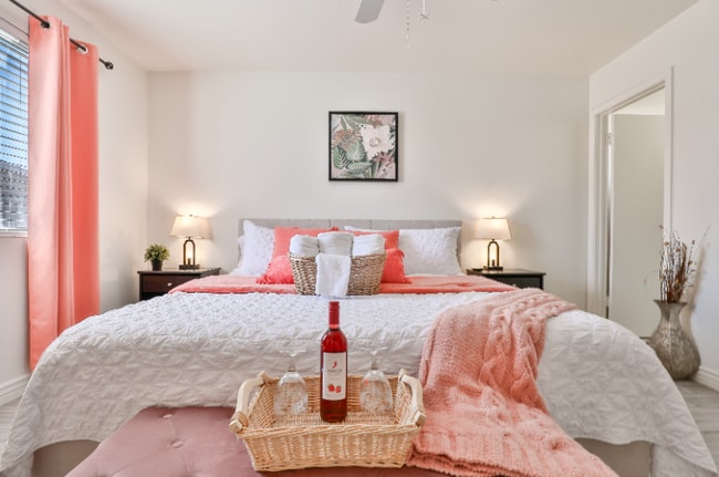 property at 531 W Del Campo Ave