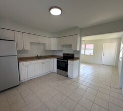 2237 Harding St, Unit 2237 Harding Street North in Hollywood, FL - Building Photo - Building Photo