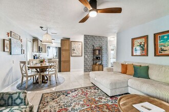 11250 2nd St E in Treasure Island, FL - Building Photo - Building Photo