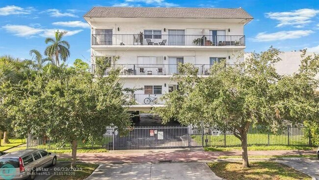 property at 1960 Marseille Dr