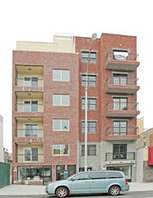 3710 31st Ave in Astoria, NY - Building Photo - Building Photo