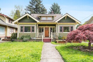 3206 NE 11th Ave in Portland, OR - Building Photo