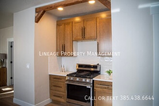 535 S 900 W in Salt Lake City, UT - Building Photo - Building Photo