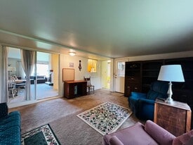 4306 Avalanche Ave in Yakima, WA - Building Photo