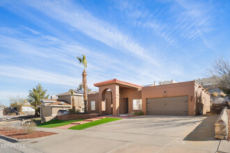 1424 Rainbow Ridge Dr in El Paso, TX - Building Photo - Building Photo