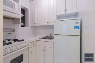 523 E 85th St in New York, NY - Building Photo - Building Photo