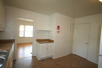 1711 Forest Rd in Durham, NC - Building Photo - Building Photo