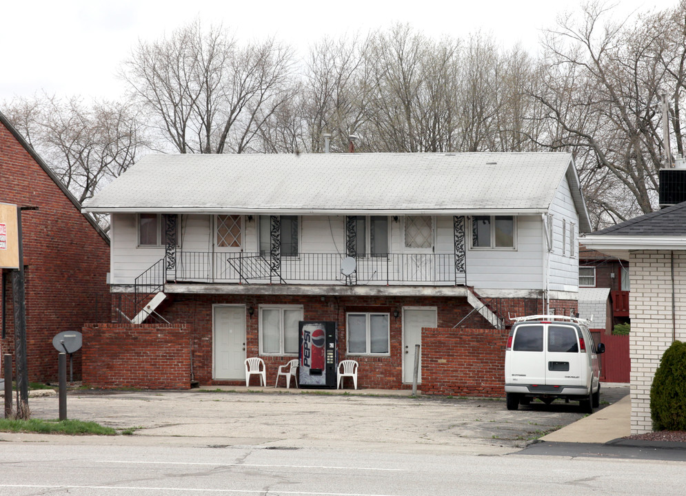 1802 E Hoffer St in Kokomo, IN - Building Photo