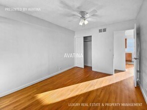 837 Kapahulu Ave in Honolulu, HI - Building Photo - Building Photo