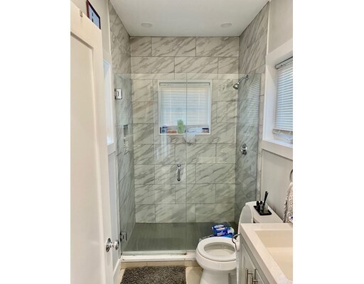 8 W Bellflower St in Boston, MA - Building Photo - Building Photo
