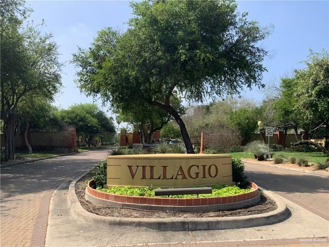 28 Ozark Ave in McAllen, TX - Building Photo - Building Photo