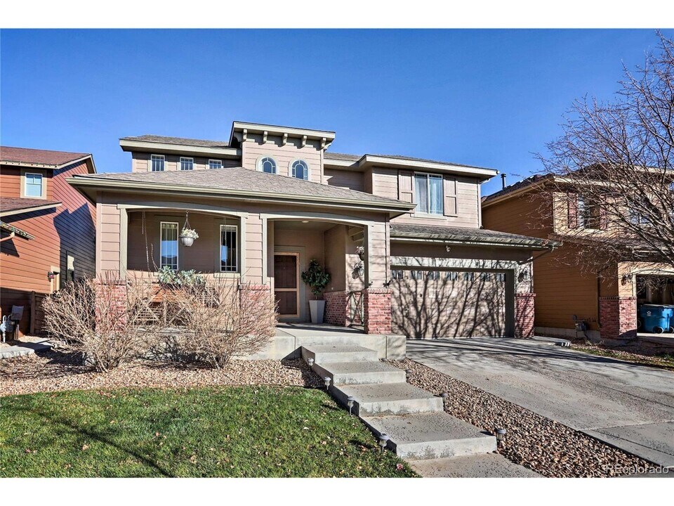 10156 Ventura St in Commerce City, CO - Building Photo