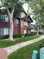 8393 Summerdale Rd in San Diego, CA - Building Photo