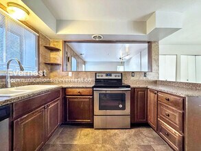 16365 E Rice Pl in Aurora, CO - Building Photo - Building Photo