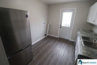 827 N 29th St in Lincoln, NE - Building Photo - Building Photo