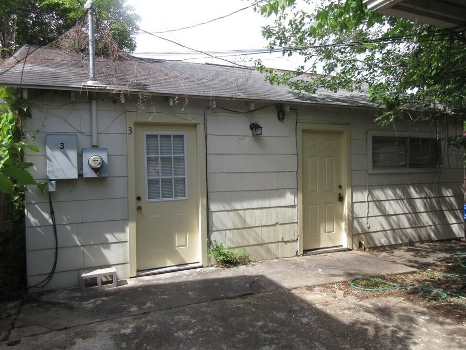 4618 Clay St-Unit -3 in Houston, TX - Foto de edificio