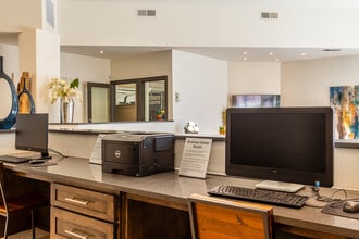 Canterbury Courts in Richardson, TX - Building Photo - Interior Photo
