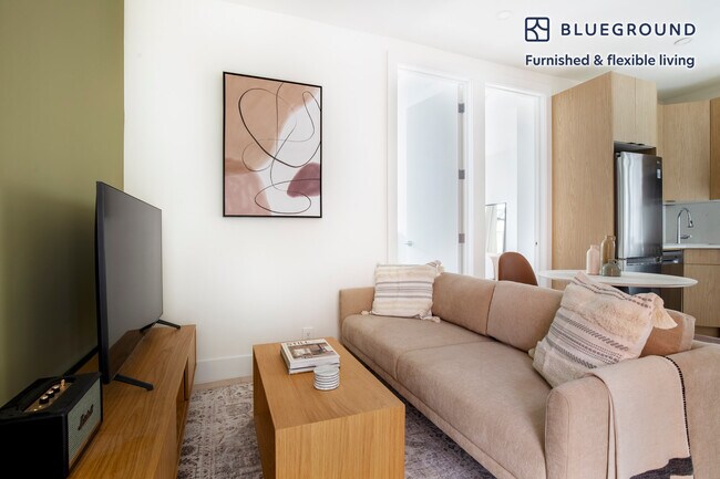 170 1st Ave. in New York, NY - Building Photo - Building Photo