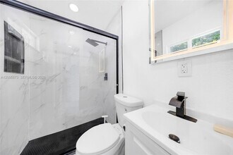 2145 NW 130th St in Miami, FL - Building Photo - Building Photo