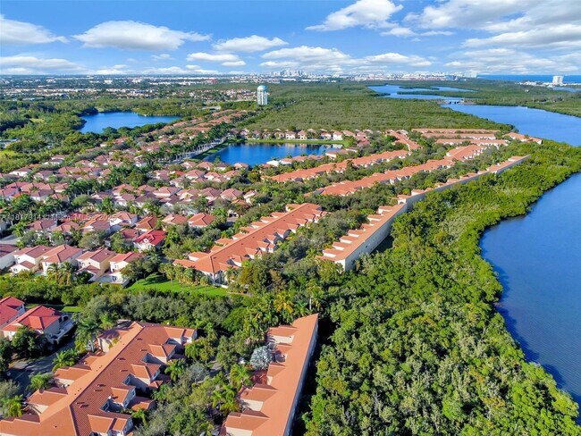 1140 Butternut Ln in Hollywood, FL - Building Photo - Building Photo