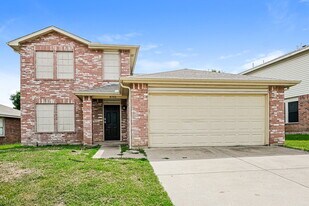 8705 Stonebriar Ln in Fort Worth, TX - Building Photo